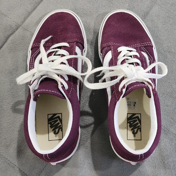 Vans Kids Shoes in Purple and White - Picture 2 of 6